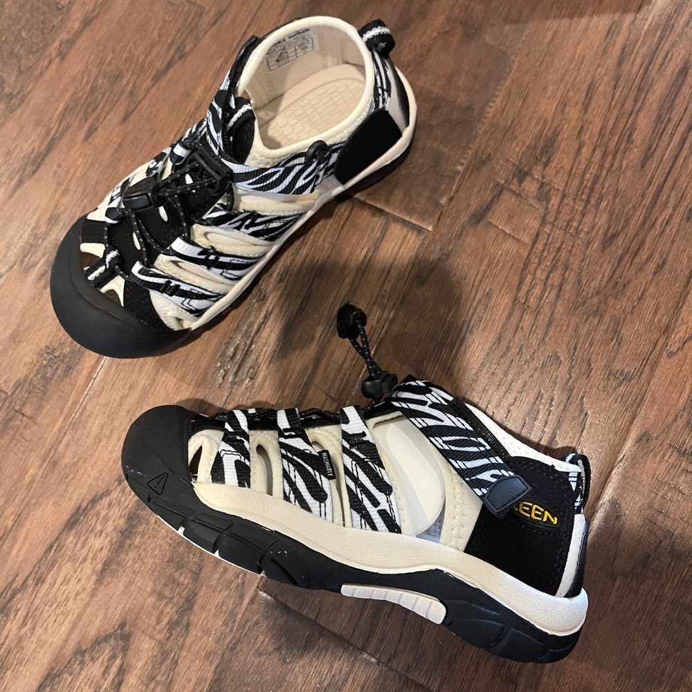 KEEN Kids Black and Cream Sandals